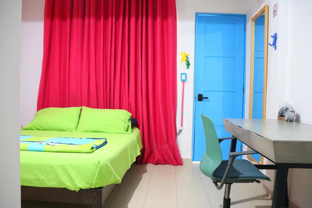 Hotel Casa Mandarine , Amazing Private Rooms W Balcony, Rooftop, Hammocks, Ac, Smartv, 100Mbs! Zihuatanejo Exteriör bild