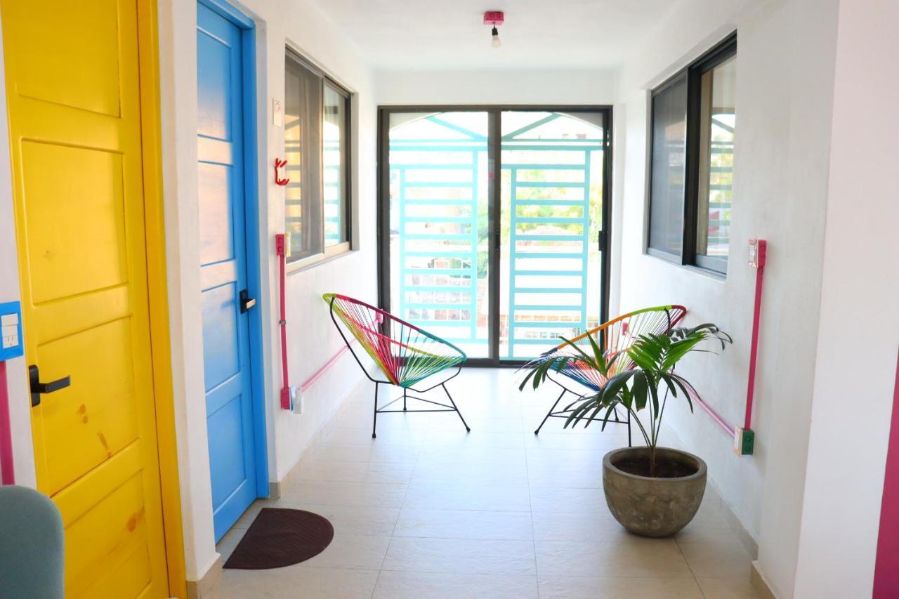 Hotel Casa Mandarine , Amazing Private Rooms W Balcony, Rooftop, Hammocks, Ac, Smartv, 100Mbs! Zihuatanejo Exteriör bild