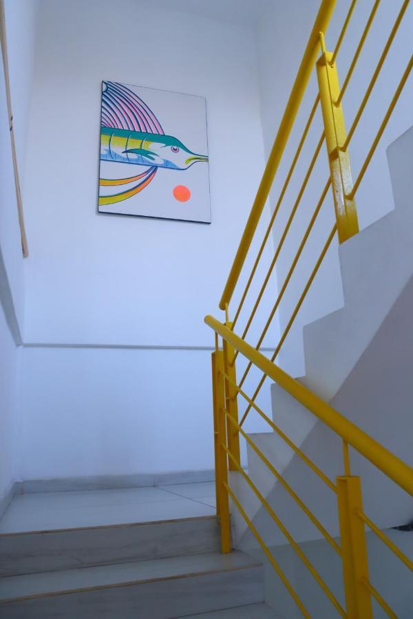 Hotel Casa Mandarine , Amazing Private Rooms W Balcony, Rooftop, Hammocks, Ac, Smartv, 100Mbs! Zihuatanejo Exteriör bild