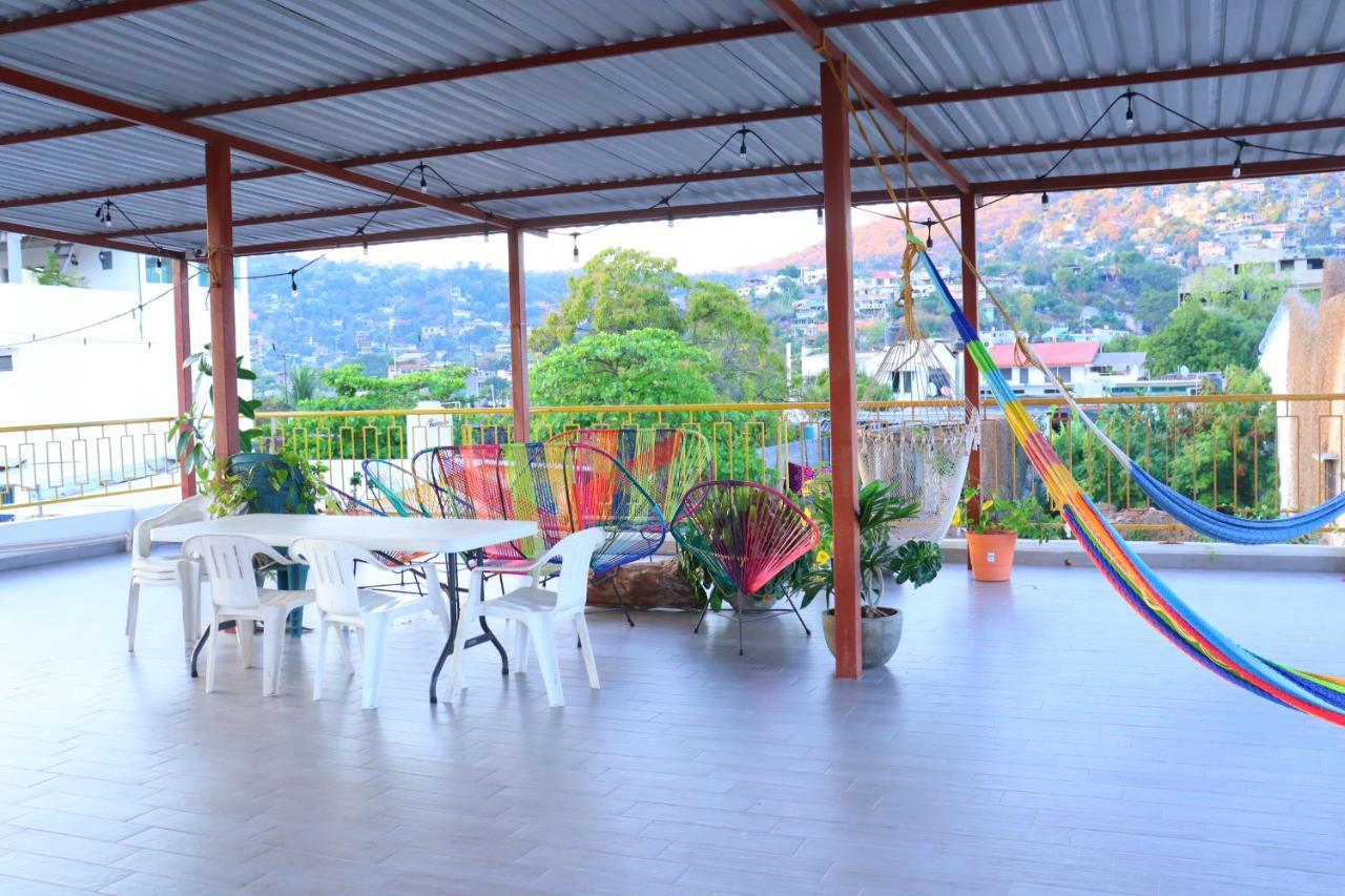 Hotel Casa Mandarine , Amazing Private Rooms W Balcony, Rooftop, Hammocks, Ac, Smartv, 100Mbs! Zihuatanejo Exteriör bild